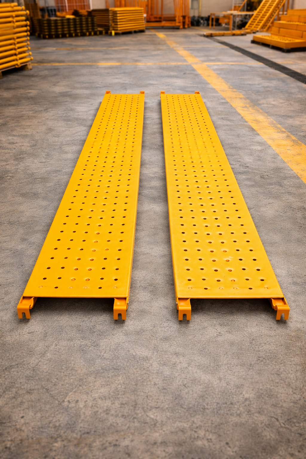 Tablón metálico para andamio